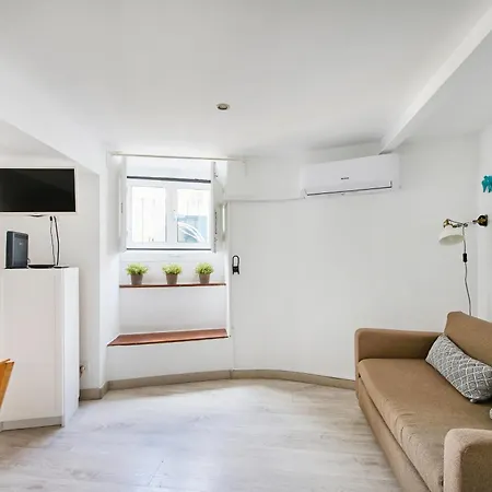 Apartamento Renovated Alfama Loft, Santa Apolonia